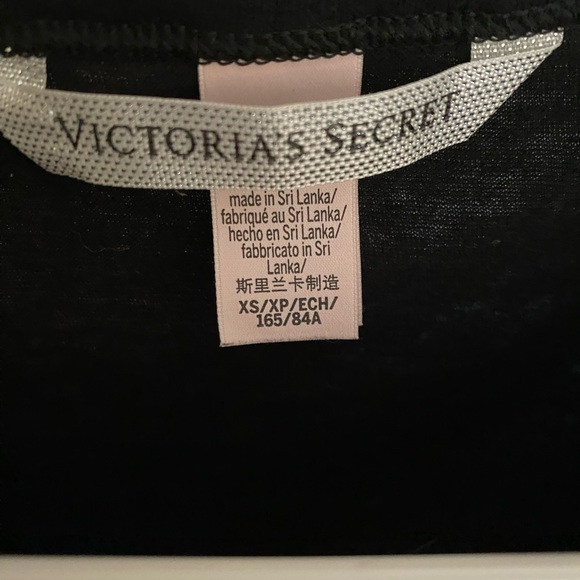 Victoria’s Secret top - Picture 2 of 3